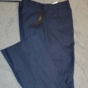 Banana Republic Mens dress pants 34x32 navy. NWT.